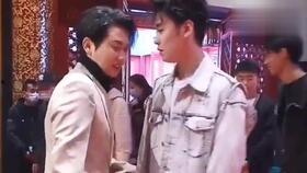 娱乐君吃瓜郭老师,郭老师吃瓜背后的故事